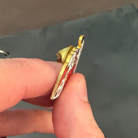 Disney 101 Dalmatians Dog Pin - Red and White - Picture 4 of 6